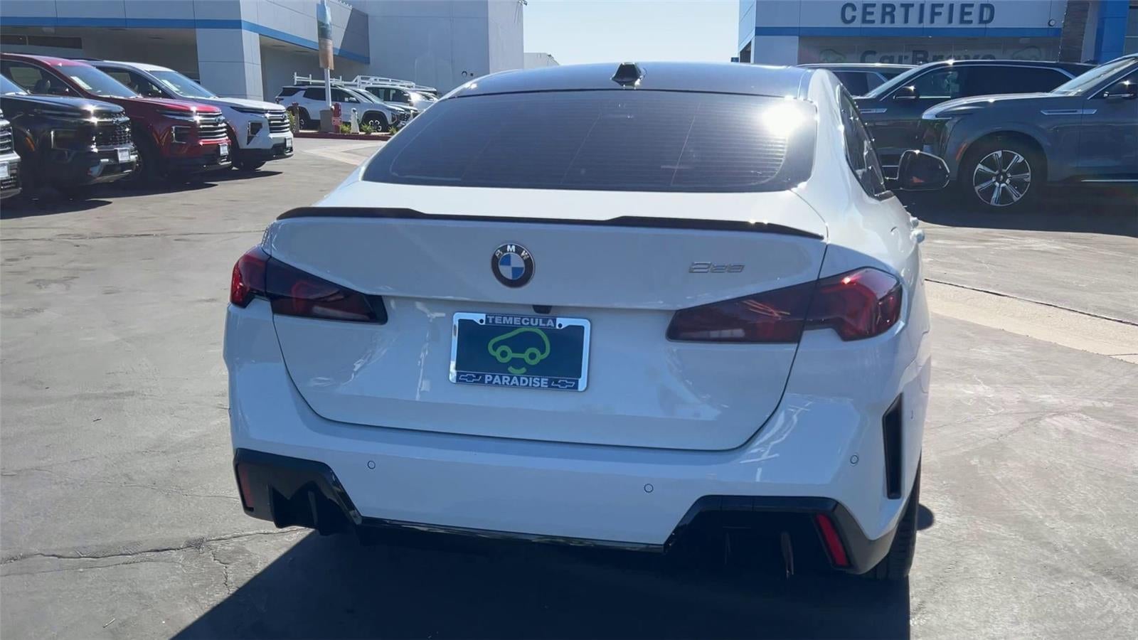 View vehicle photo 7