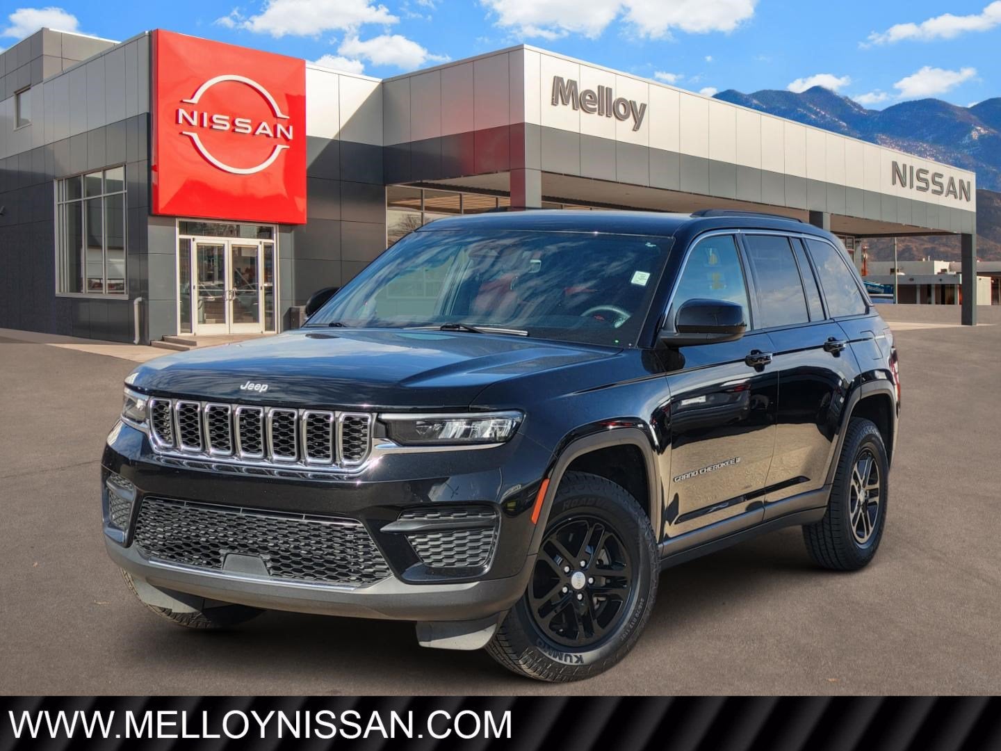 2025 Jeep Grand Cherokee Laredo, Altitude