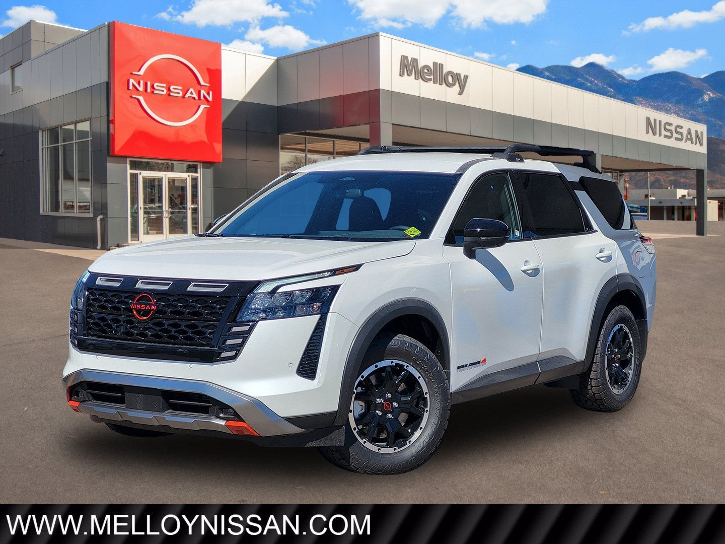 2026 Nissan Pathfinder SV
