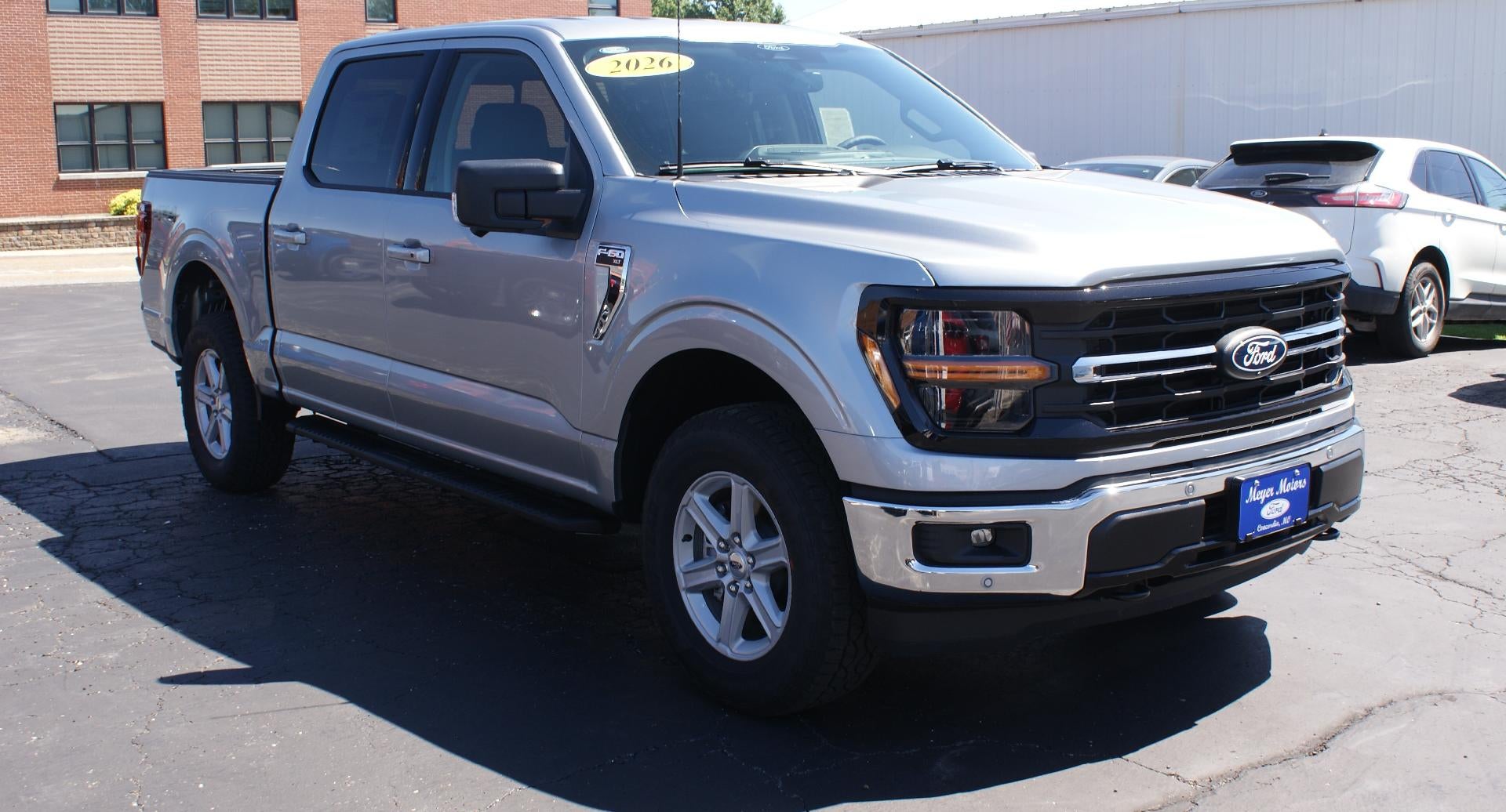 View vehicle photo 3