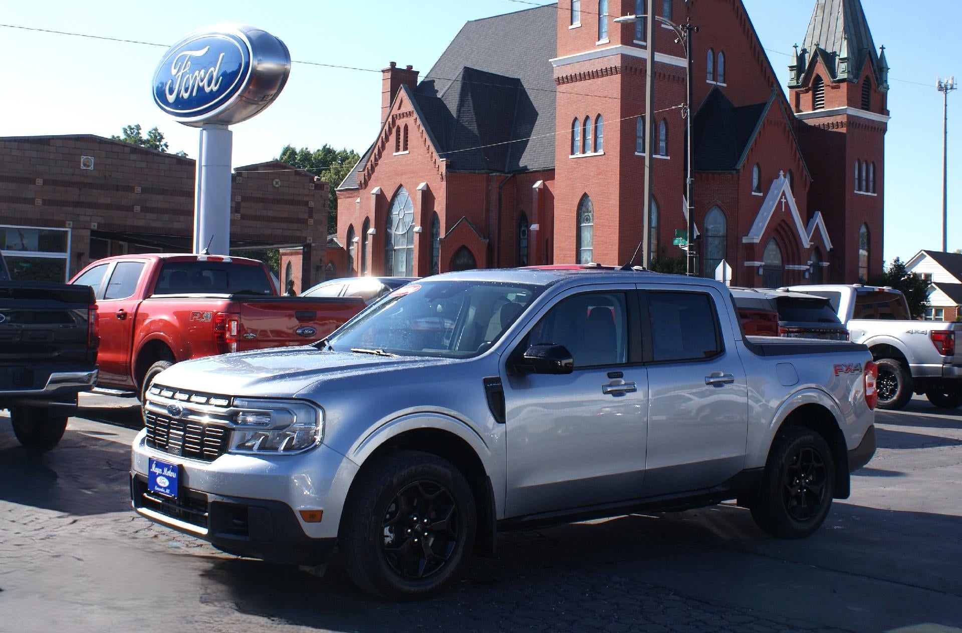 Iconic Silver Metallic 2024 Ford Maverick Pickup Truck All-Wheel Drive 8-Speed Automatic