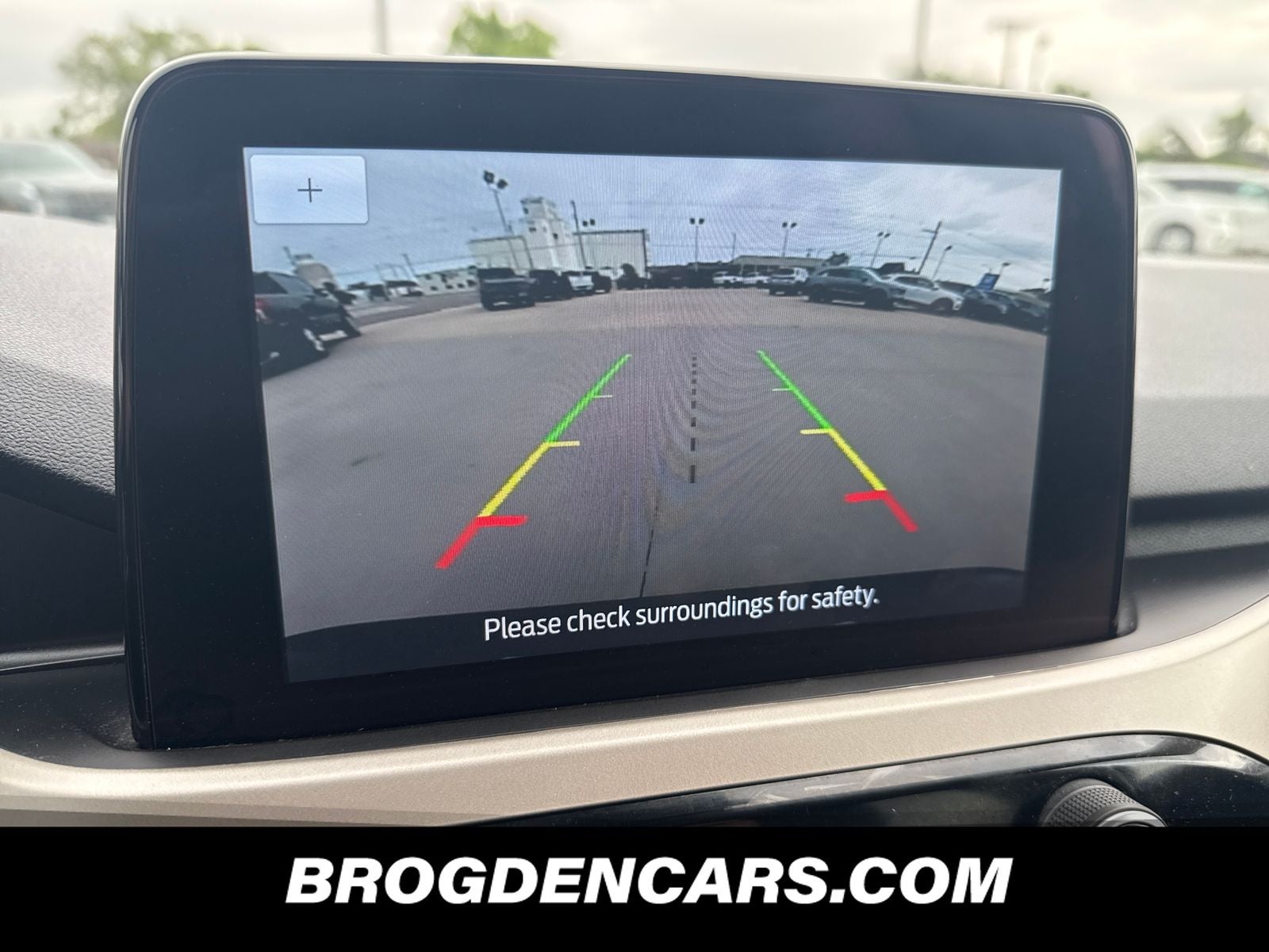 View vehicle photo 6