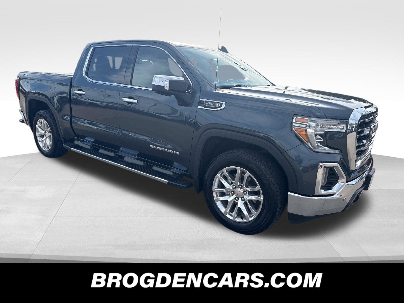  2020 GMC Sierra 1500 SLT Crew Cab 4WD   
