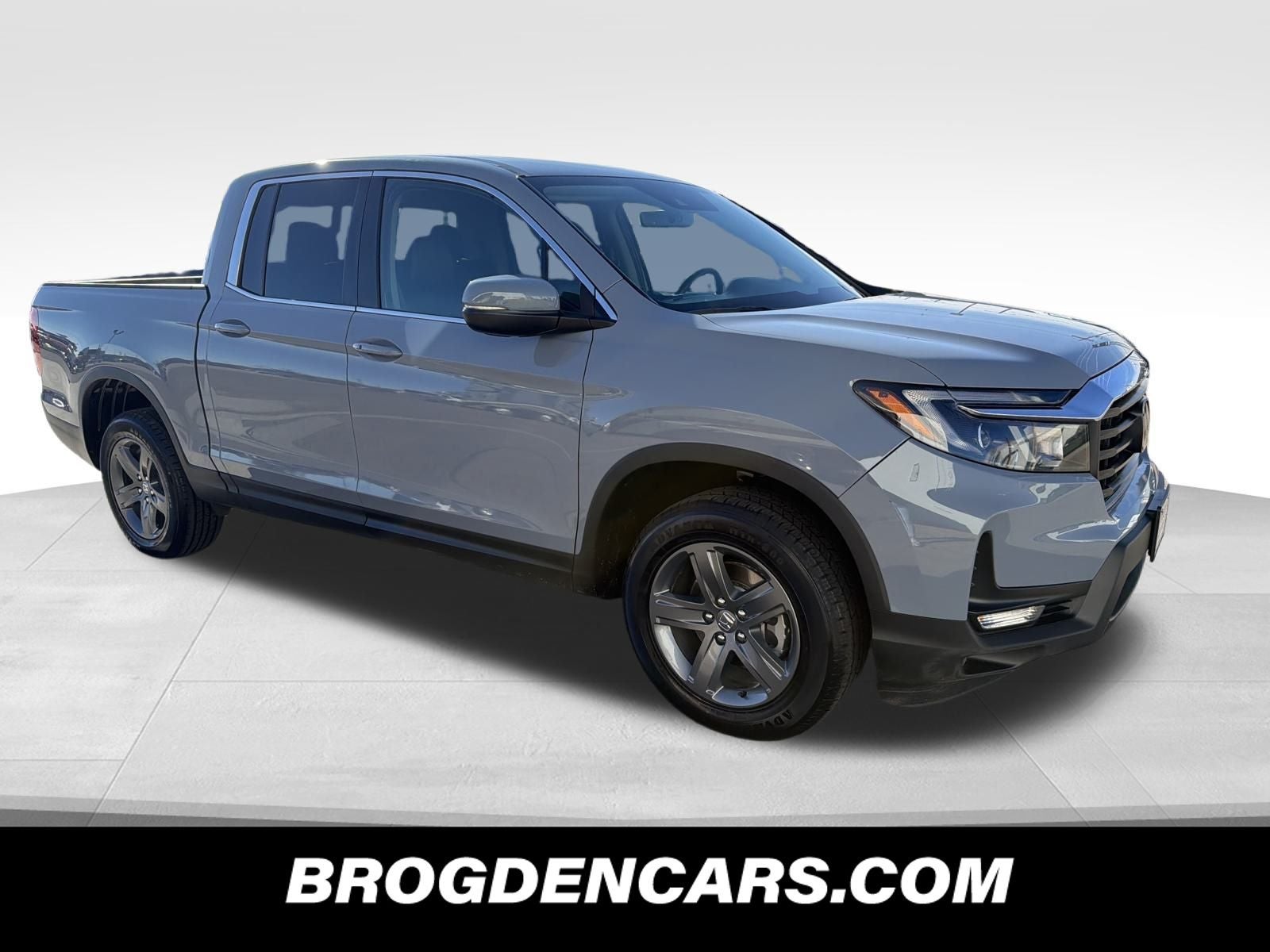 Gray 2023 Honda Ridgeline Pickup Truck All-Wheel Drive 9-Speed Automatic