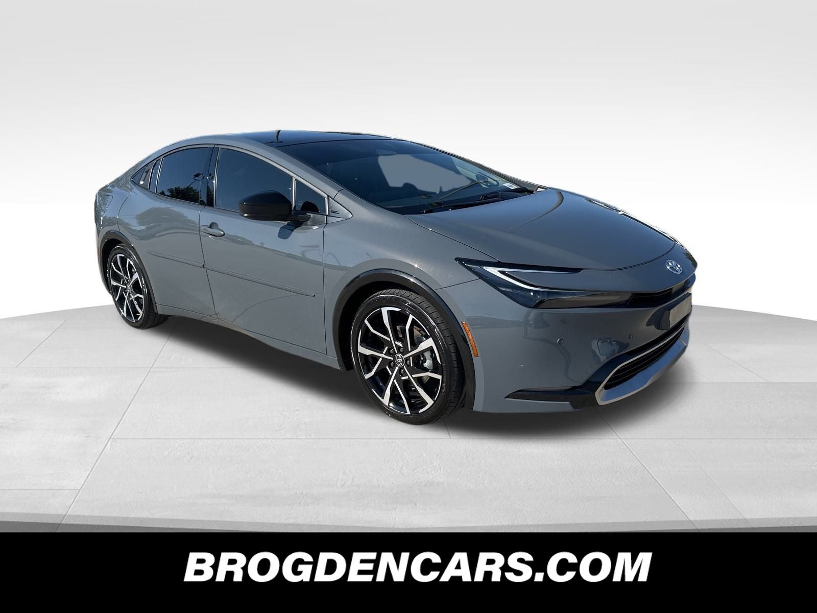 Gray 2024 Toyota Prius Prime Hatchback Front-Wheel Drive Continuously Variable Transmission