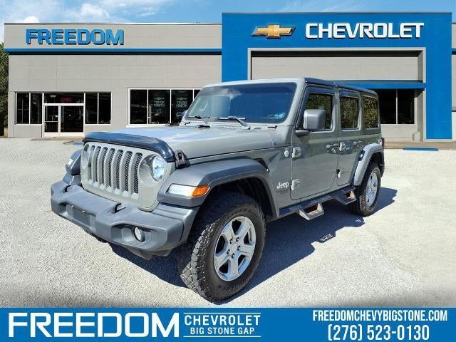 Gray 2018 Jeep Wrangler SUV / Crossover Four-Wheel Drive 