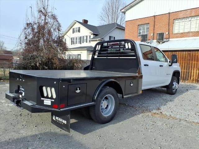 View vehicle photo 4