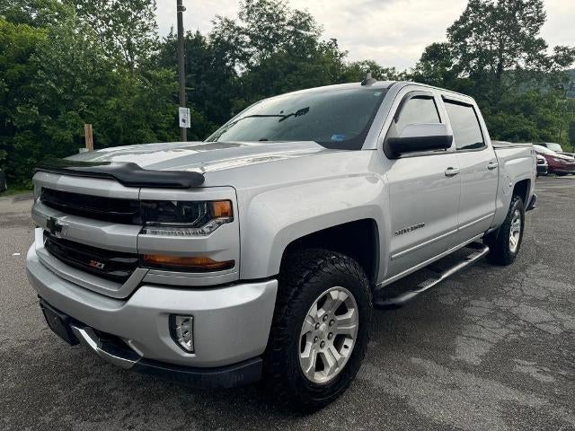 Silver Ice Metallic 2017 Chevrolet Silverado 1500 LT Crew Cab 4WD Pickup Truck Four-Wheel Drive Automatic