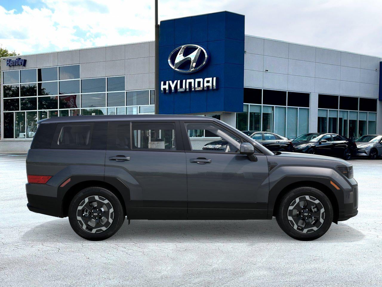 View vehicle photo 7