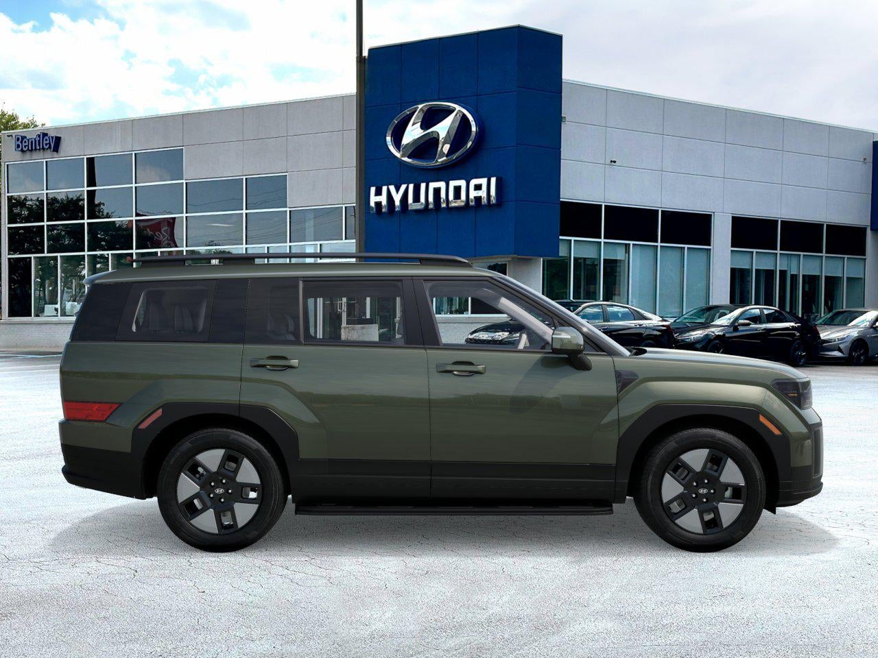 View vehicle photo 7