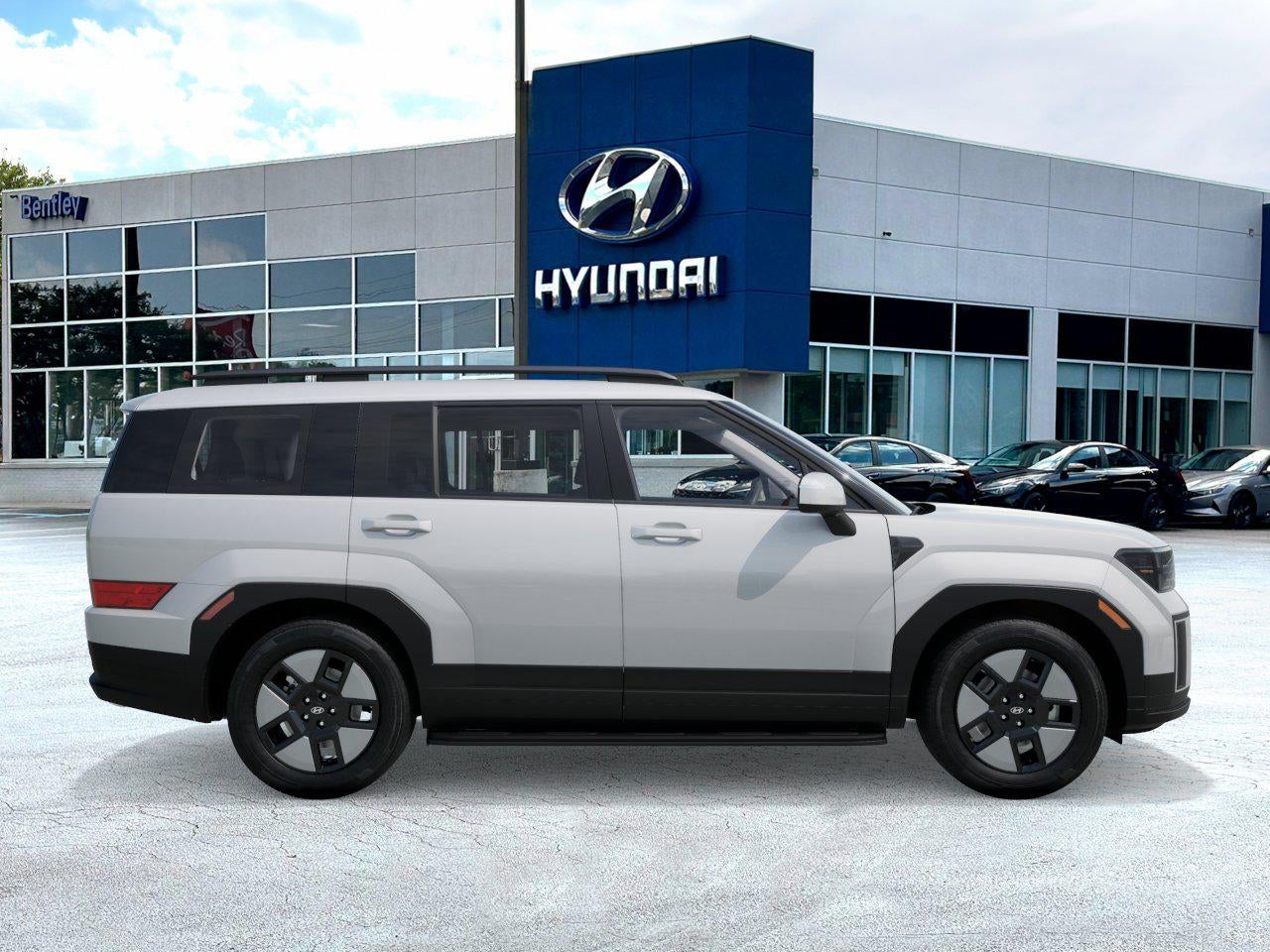 View vehicle photo 7