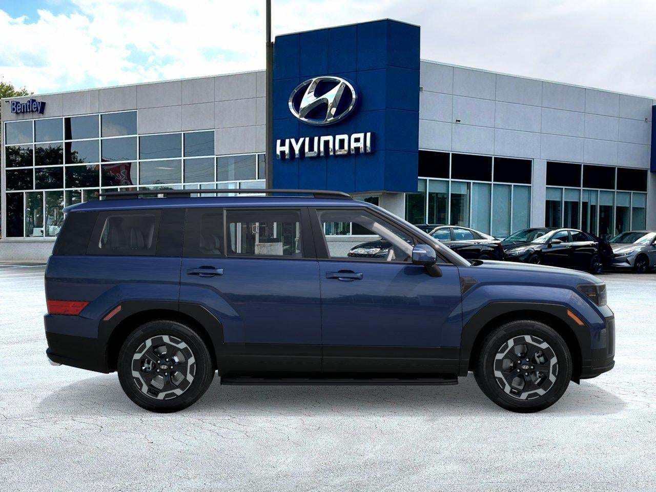 View vehicle photo 7