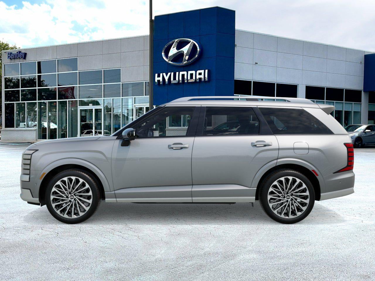 View vehicle photo 3