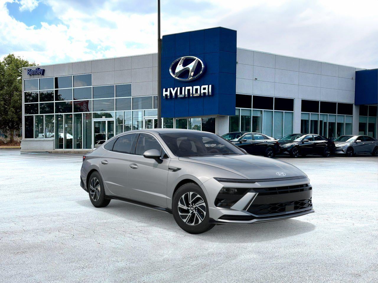 View vehicle photo 2