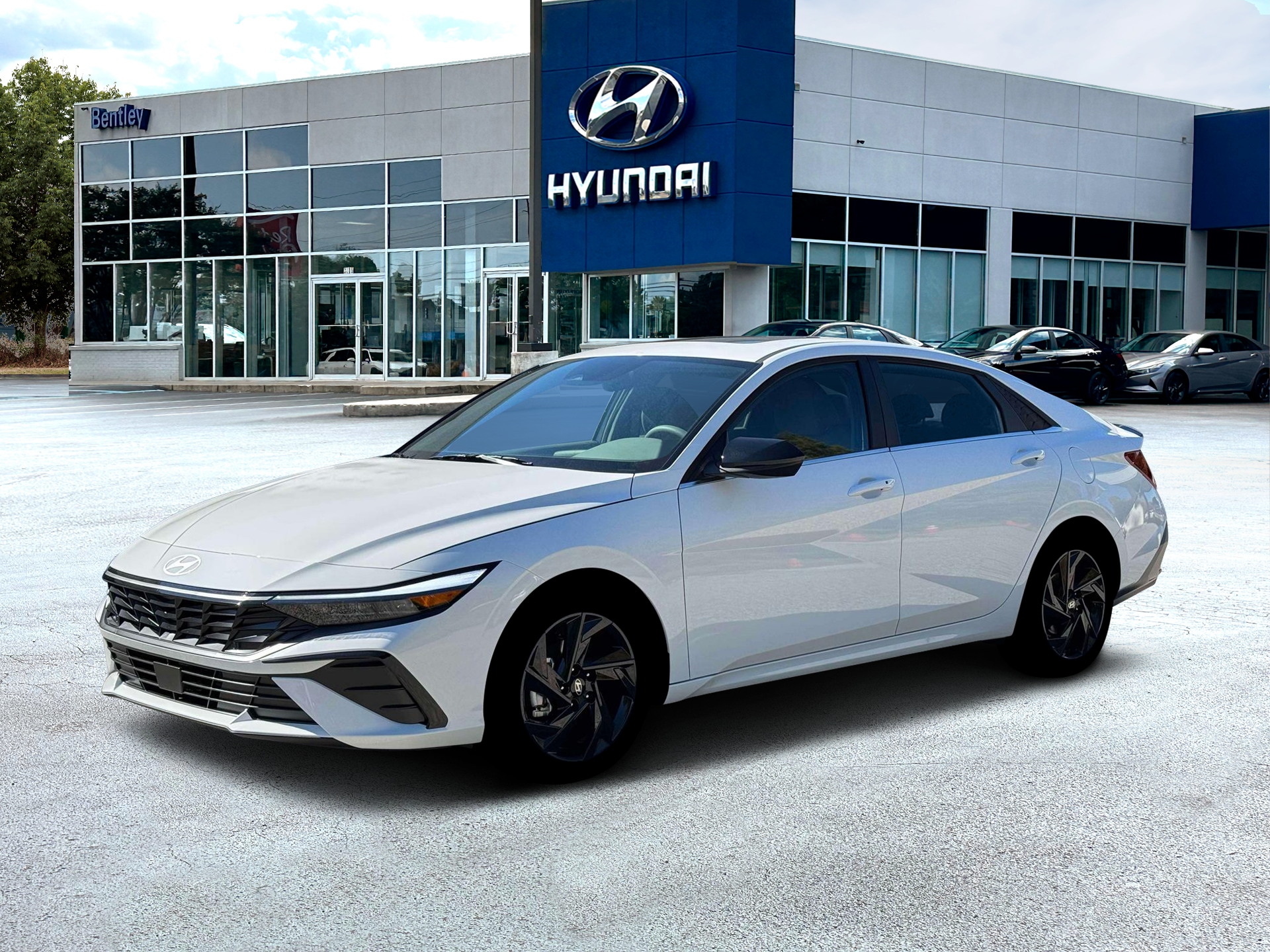 View vehicle photo 2