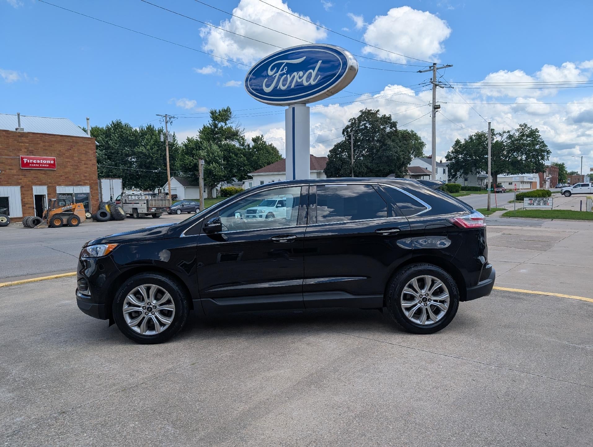 Agate Black Metallic 2023 Ford Edge SUV / Crossover All-Wheel Drive 8-Speed Automatic