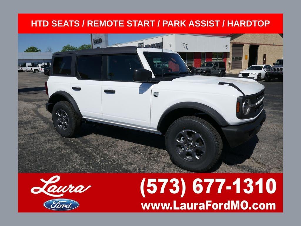 Oxford White 2026 Ford Bronco SUV / Crossover Four-Wheel Drive Automatic