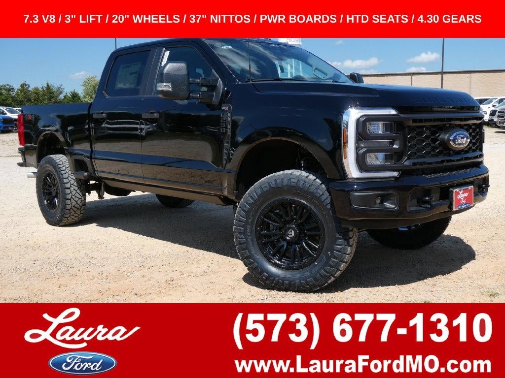 Agate Black Metallic 2026 Ford F-250 Super Duty Pickup Truck Four-Wheel Drive Automatic