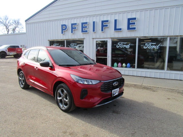  2023 Ford Escape ST-Line AWD   
