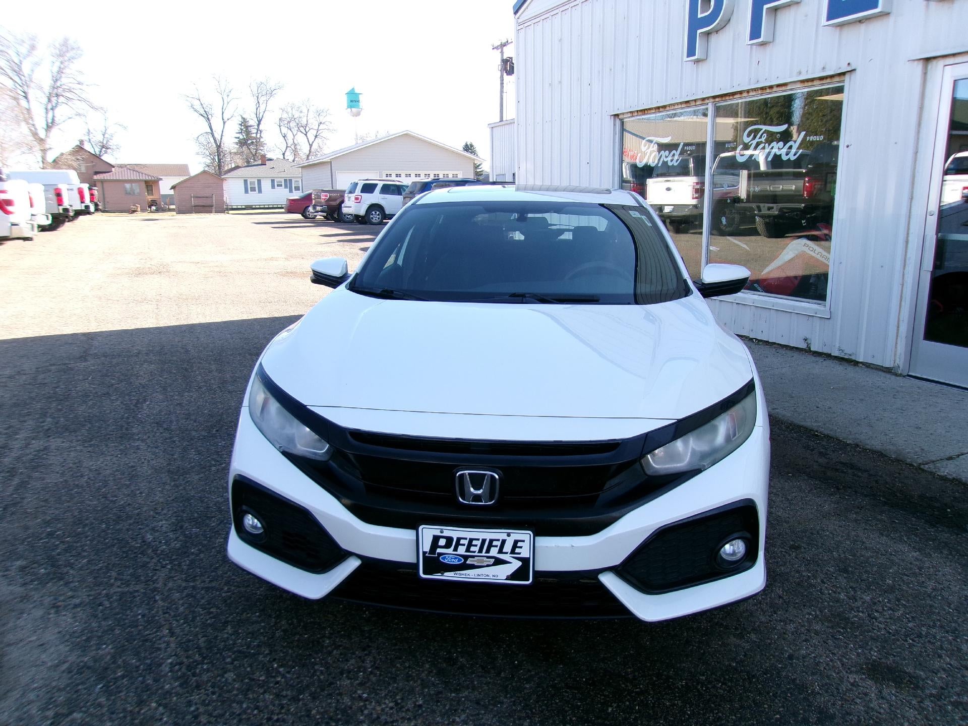 View vehicle photo 3