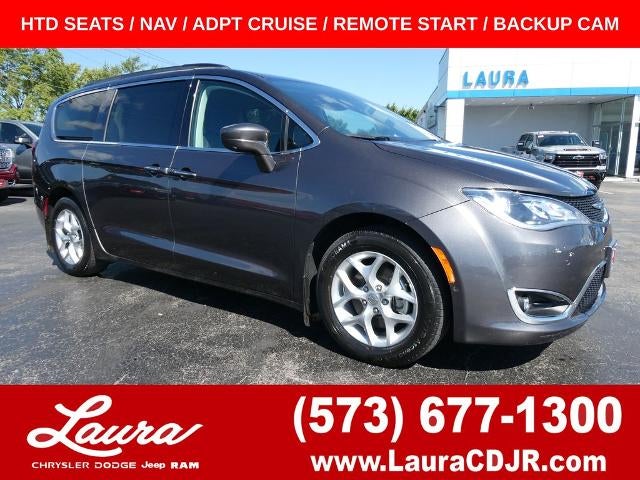 Gray (Granite Crystal Metallic Clearcoat) 2019 Chrysler Pacifica Minivan Front-Wheel Drive Automatic