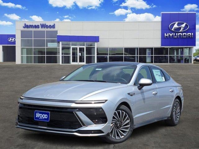 Aero Silver 2026 Hyundai Sonata Hybrid Sedan Front-Wheel Drive 6-Speed Automatic Overdrive