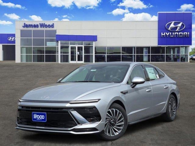 Aero Silver 2026 Hyundai Sonata Hybrid SEL FWD Sedan Front-Wheel Drive 6-Speed Automatic Overdrive
