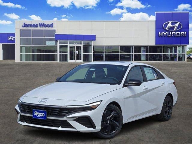 Serenity White 2026 Hyundai Elantra Sedan Front-Wheel Drive Continuously Variable Transmission