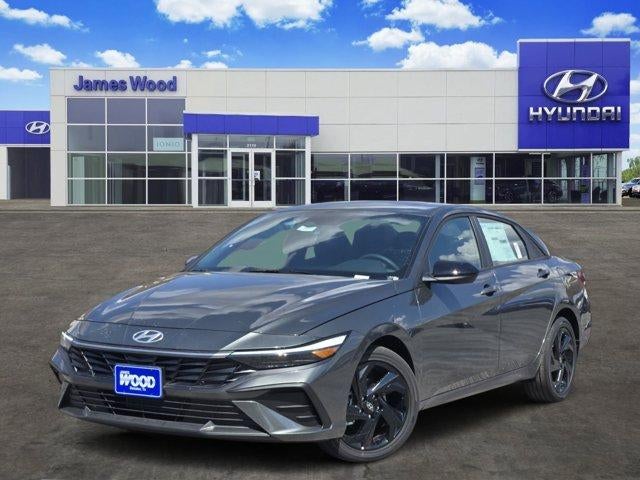 Amazon Gray 2026 Hyundai Elantra Sedan Front-Wheel Drive Continuously Variable Transmission