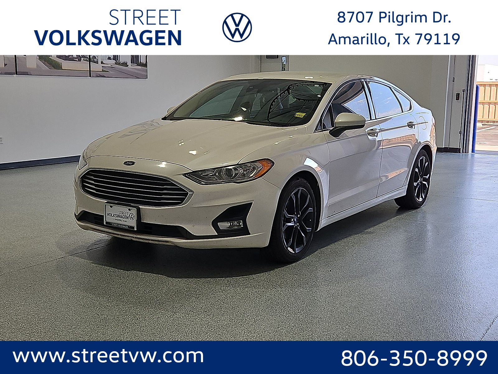 White Platinum Clearcoat Metallic 2019 Ford Fusion Sedan Front-Wheel Drive 6-Speed Automatic
