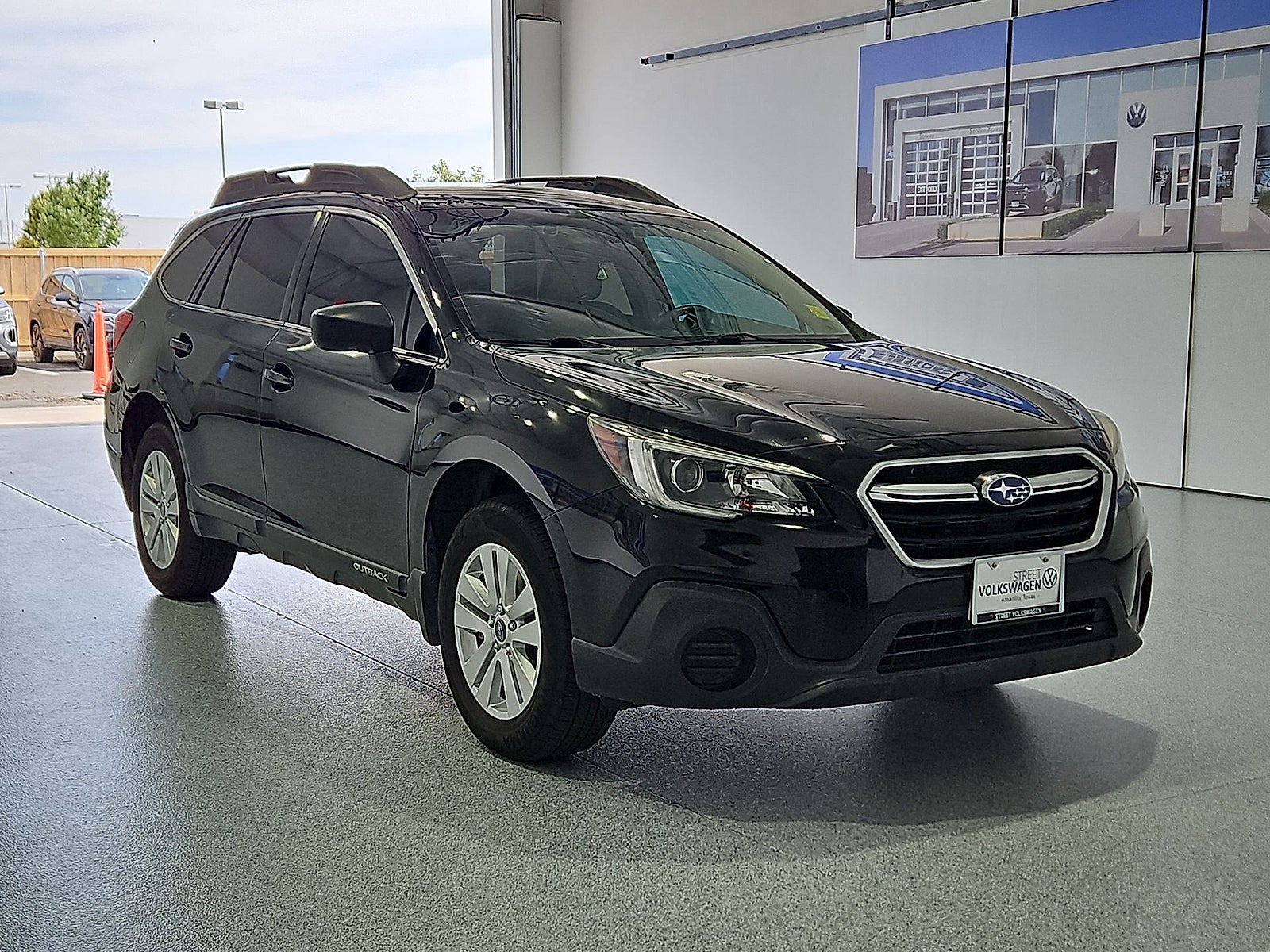 View vehicle photo 2
