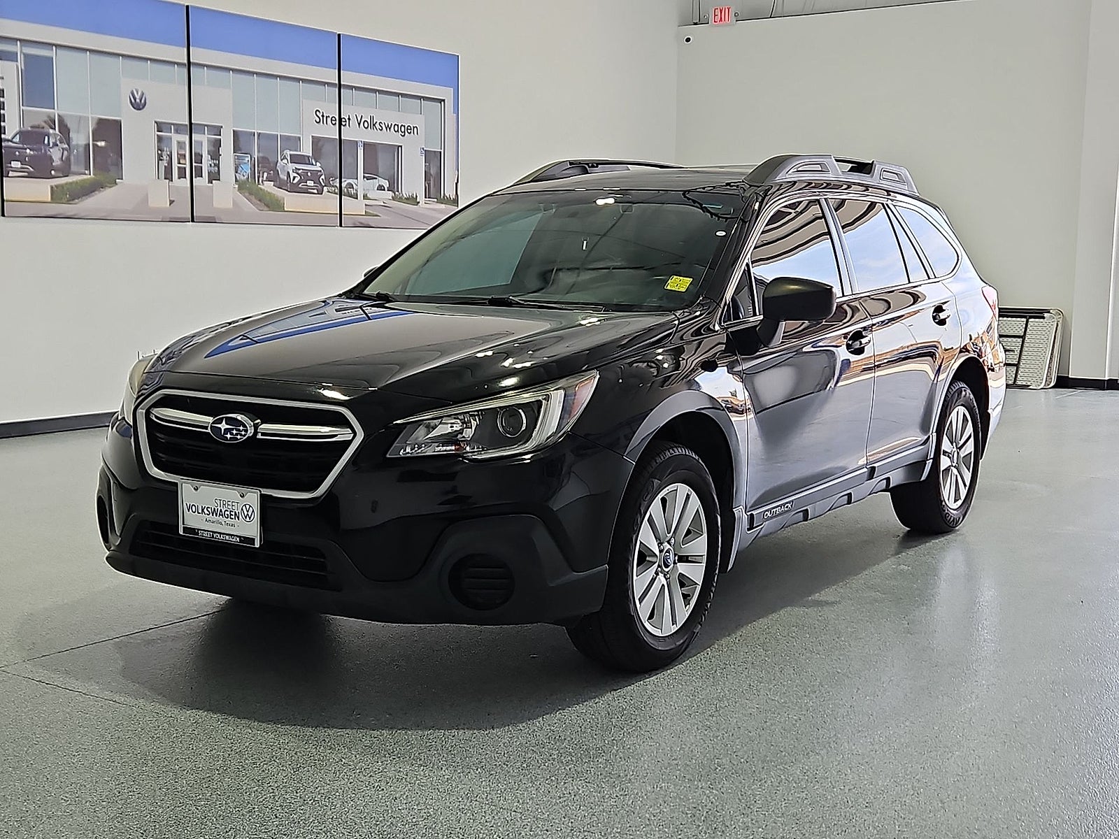 View vehicle photo 4