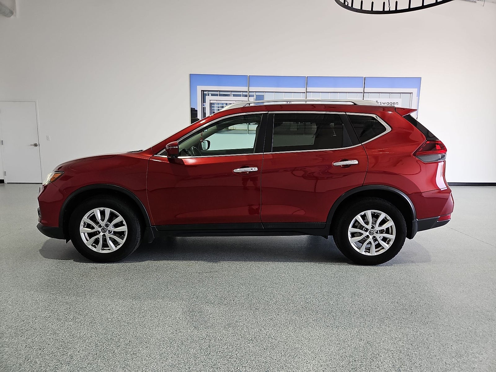 View vehicle photo 5