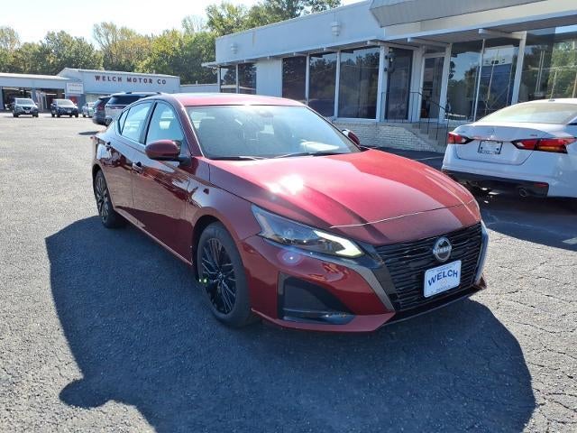 Red (Scarlet Ember Tintcoat) 2026 Nissan Altima Sedan Front-Wheel Drive Continuously Variable Transmission