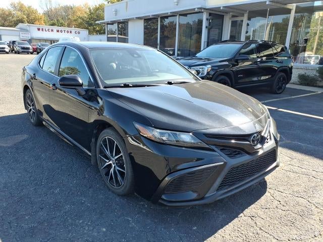 2021 Toyota Camry SE FWD