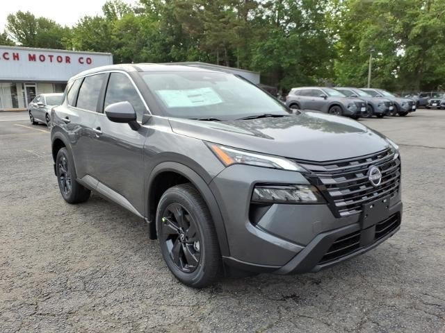 Gray (Gun Metallic) 2026 Nissan Rogue SUV / Crossover Front-Wheel Drive Continuously Variable Transmission