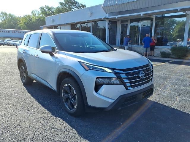 Brilliant Silver Metallic 2025 Nissan Rogue SUV / Crossover Front-Wheel Drive Continuously Variable Transmission