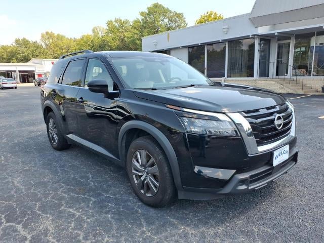 Super Black 2024 Nissan Pathfinder SUV / Crossover Front-Wheel Drive Automatic
