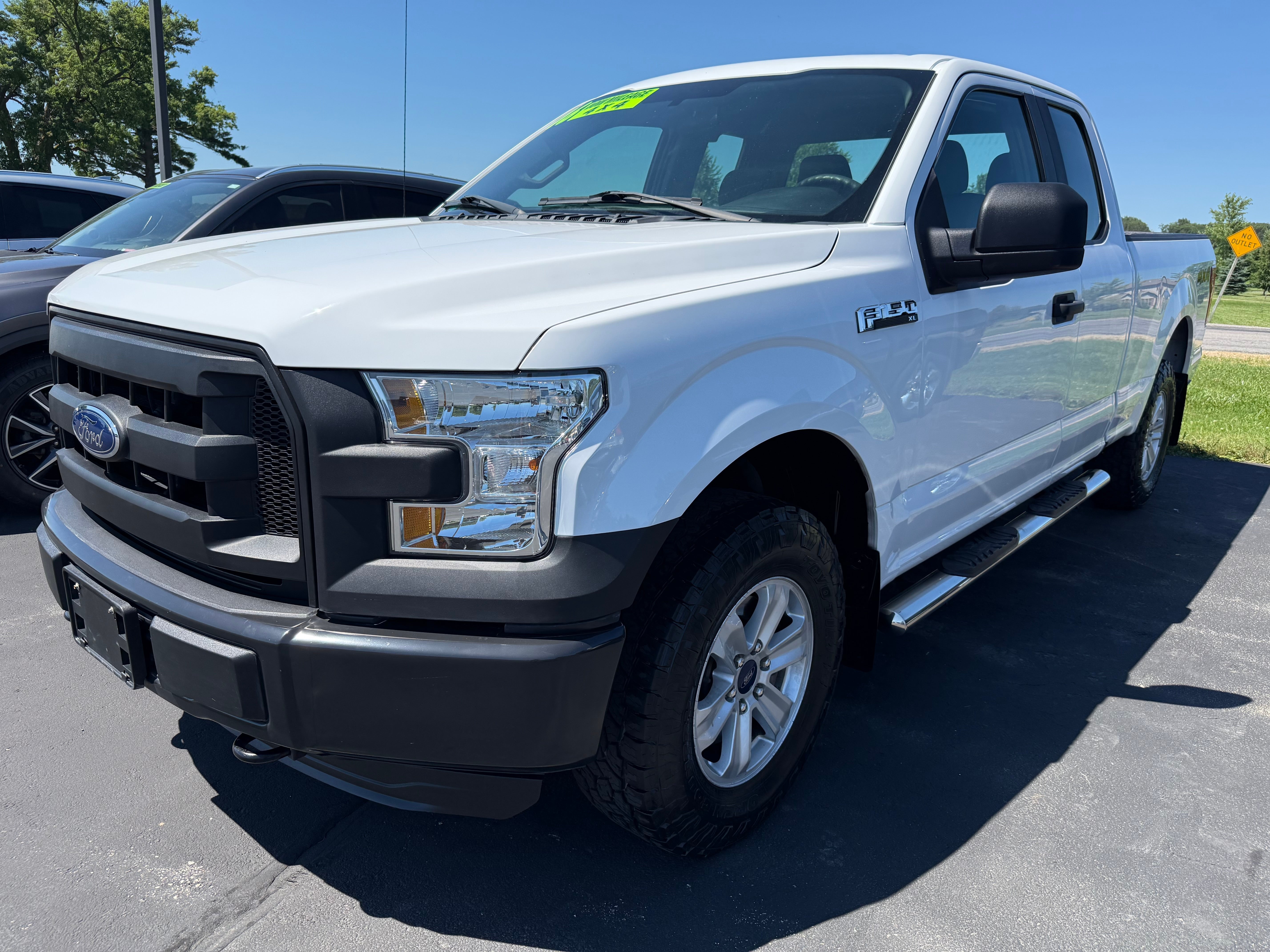 White 2016 Ford F-150 Pickup Truck Four-Wheel Drive Automatic