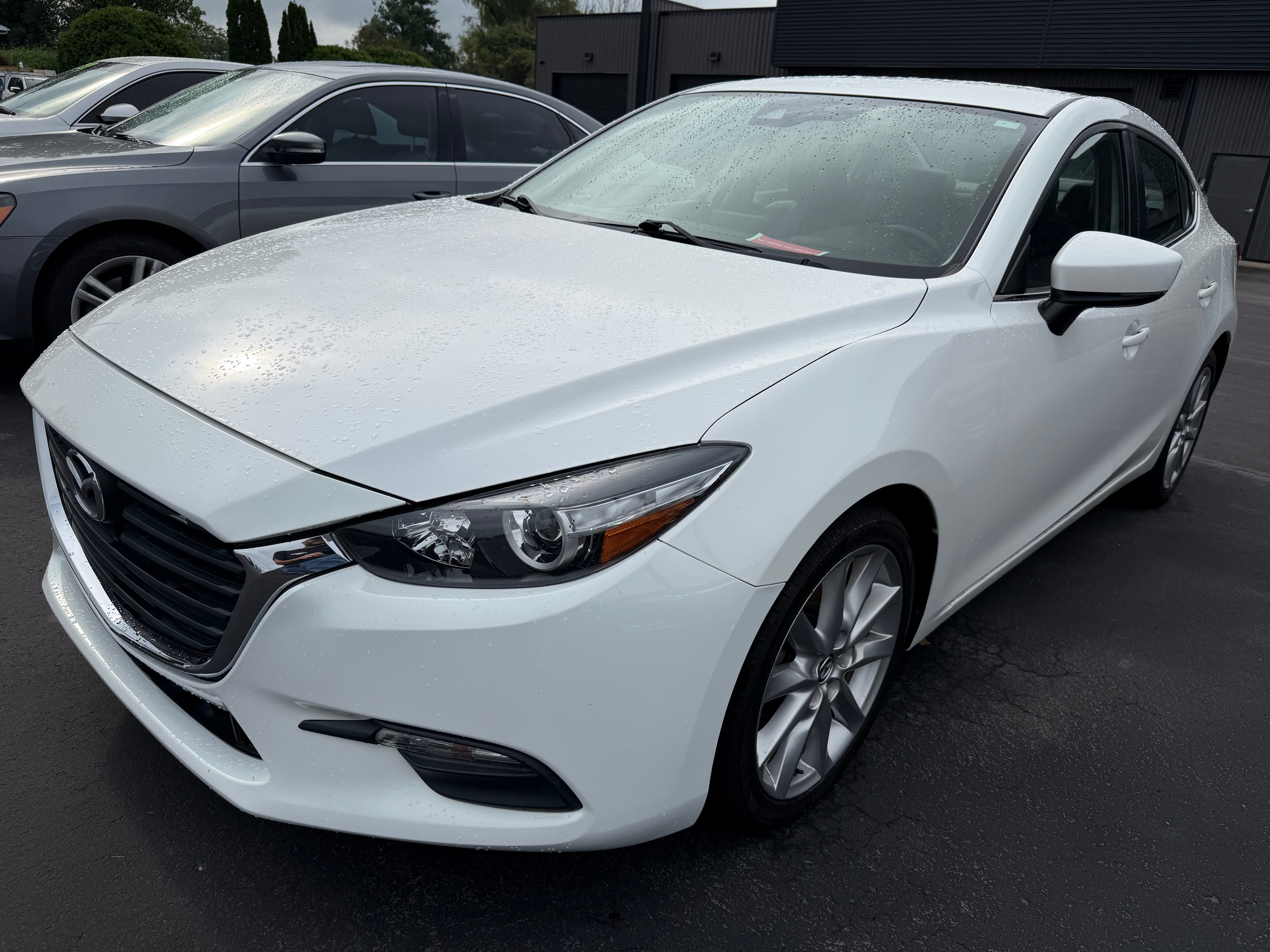  2017 Mazda MAZDA3 Touring   