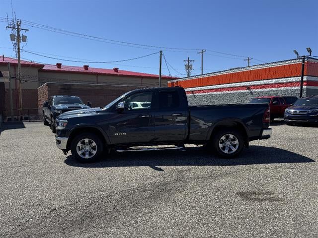 View vehicle photo 2