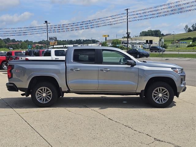 View vehicle photo 6