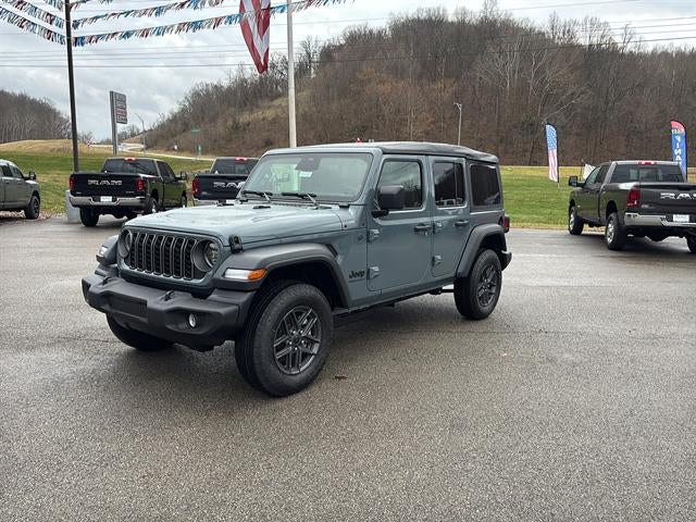 Anvil Clear-Coat Exterior Paint 2026 Jeep Wrangler SUV / Crossover Four-Wheel Drive 8-Speed Automatic