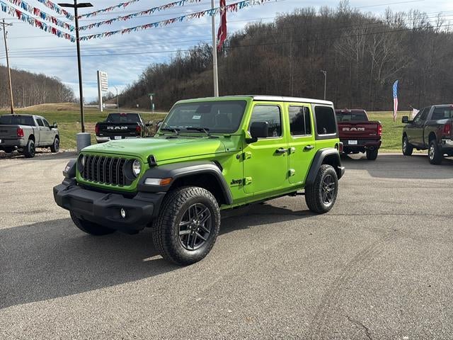 Mojito Clear-Coat Exterior Paint 2026 Jeep Wrangler SUV / Crossover Four-Wheel Drive 8-Speed Automatic