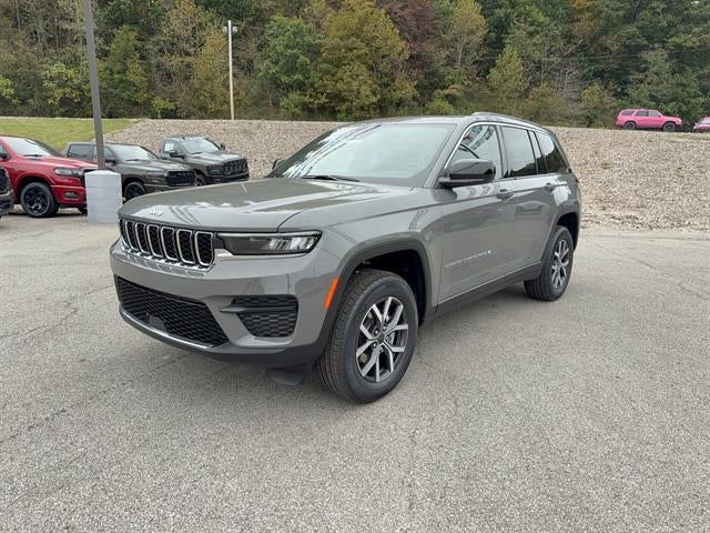 Sting-Gray Clear-Coat Paint 2027 Jeep Grand Cherokee SUV / Crossover Four-Wheel Drive 8-Speed Automatic