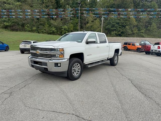 Summit White 2016 Chevrolet Silverado 2500HD Pickup Truck Four-Wheel Drive Automatic