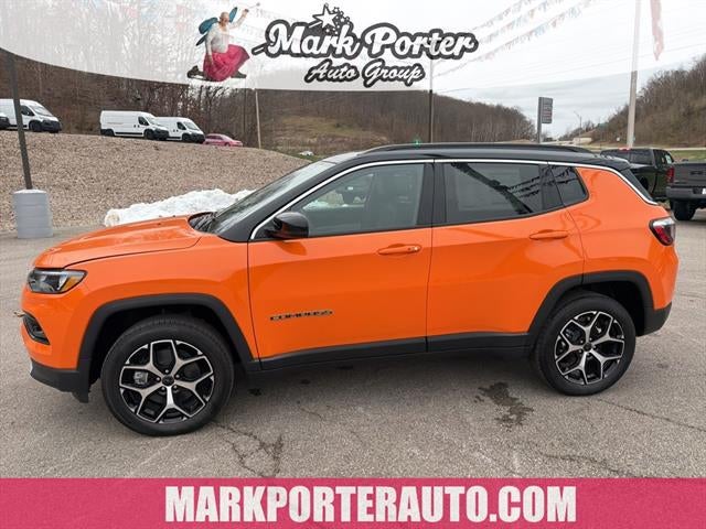 Joose Exterior Paint 2026 Jeep Compass SUV / Crossover Four-Wheel Drive 8-Speed Automatic