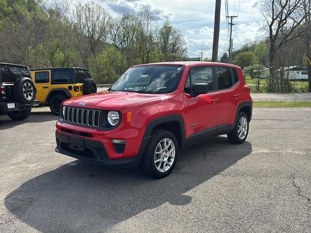  2023 Jeep Renegade Latitude 4WD   