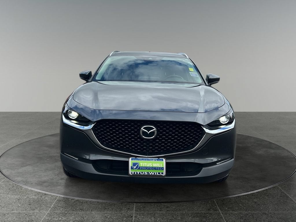 View vehicle photo 2