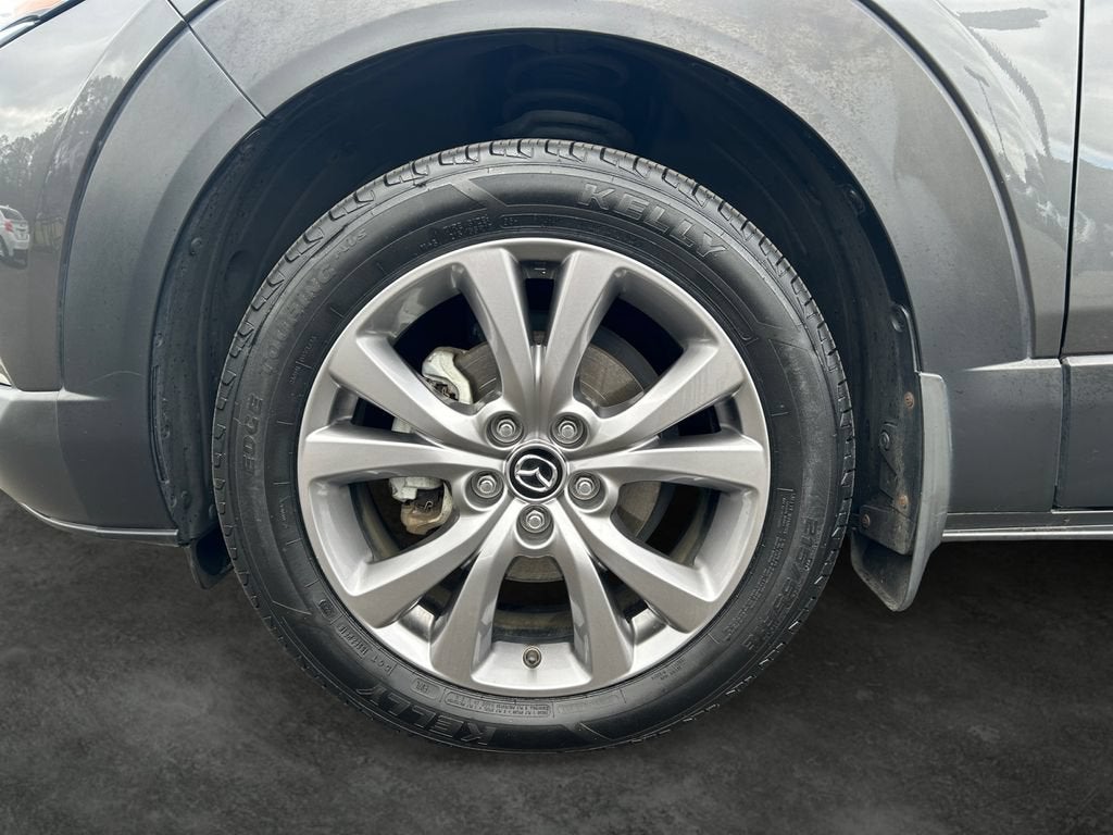 View vehicle photo 4